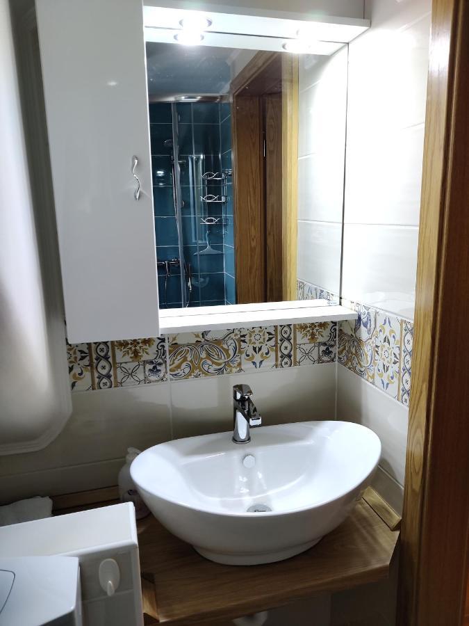 פוניארצוושהג' Bertalan Apartman מראה חיצוני תמונה